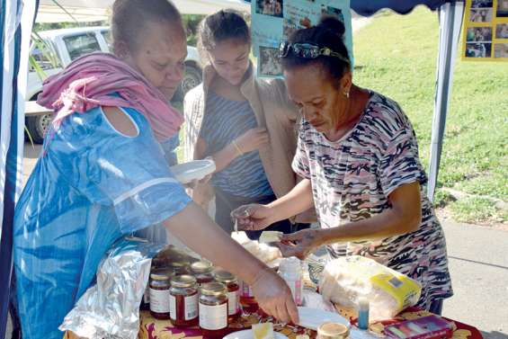 Les abeilles essaiment dans les quartiers