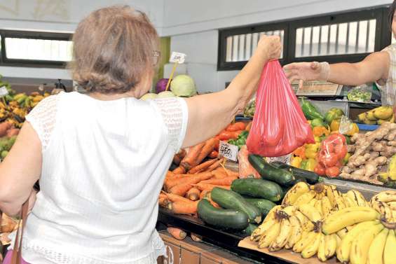 Sacs plastique : le Vanuatu interdit, et la Calédonie ?