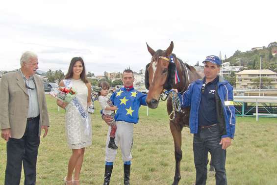 Flying Lago remporte  le Grand Prix de la province Sud