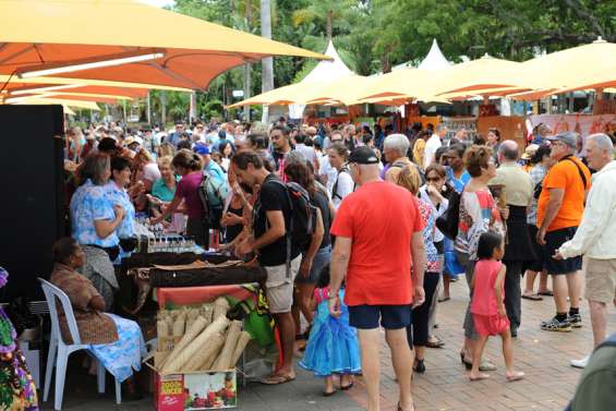 Le Vanuatu a attiré la foule  sur la place des Cocotiers